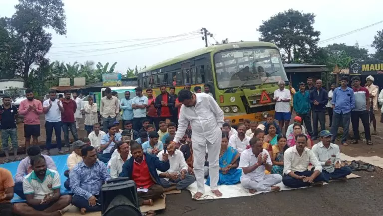 चोर्ला महामहामार्गावर चक्काजाम